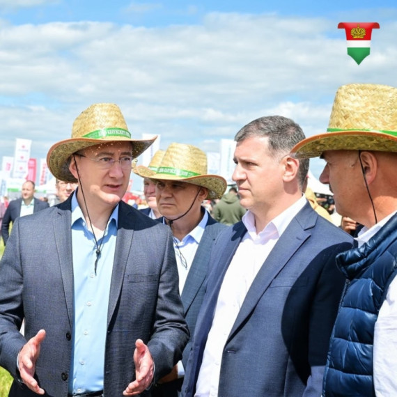 «День Калужского поля - 2025» собрал более 1500 посетителей. «День Калужского поля - 2025» собрал более 1500 посетителей.